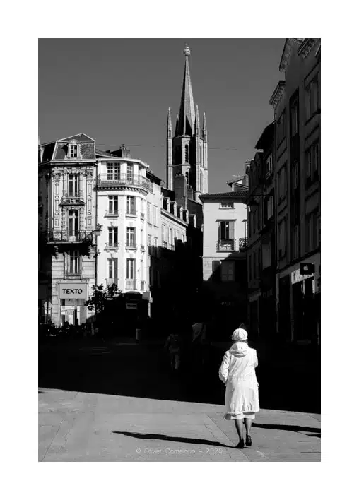 Photo-limoges-centre-ville-corneloup-2020 Photo Limoges place des bancs