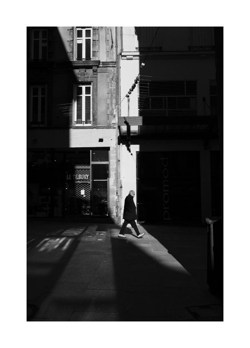 Street photography Limoges homme rue du Consulat
